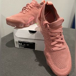 Nike Air Vapormax Flyknit 2, Rust Pink 9.5 Women